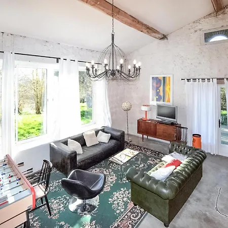 Lovely In With Wifi Holiday home