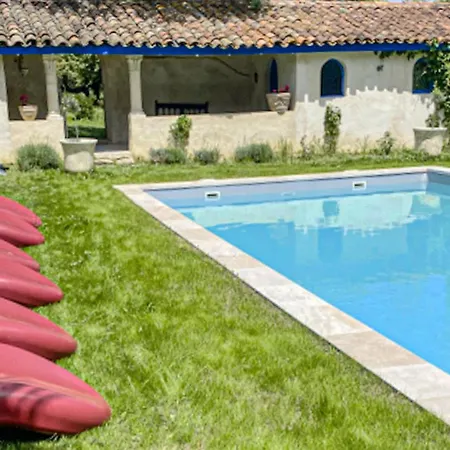 Lovely In With Wifi Holiday home *